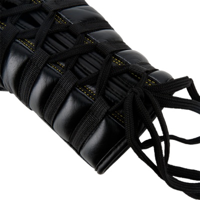 Премиальные тренировочные перчатки на шнуровке 14 унций UFC UHK-75045